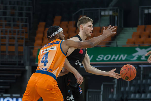 学也对教练 学也对教练