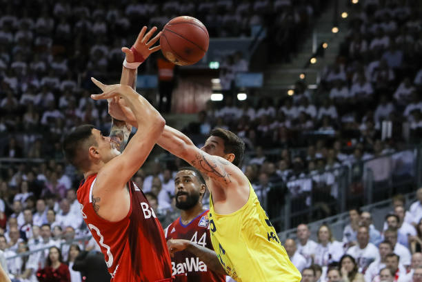 不断突破自 不断突破自